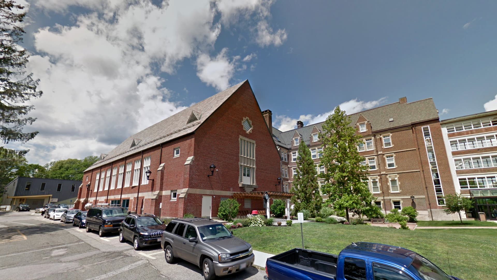 Wellesley movers
